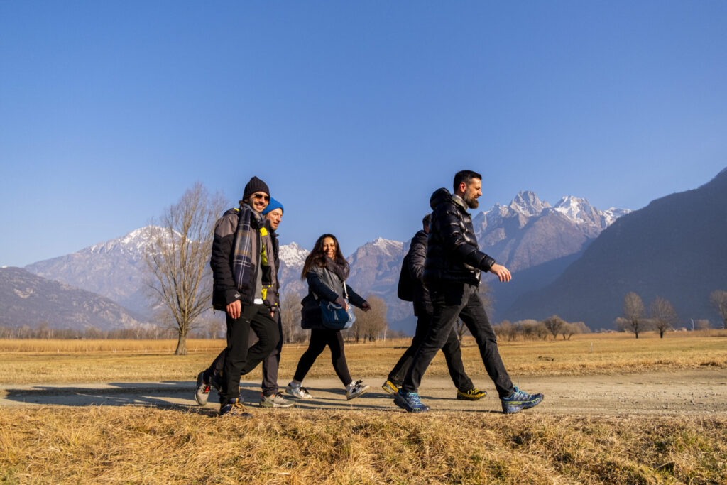 team building aziendale outdoor, trekking