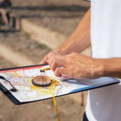 Orienteering - team building outdoor autunnale