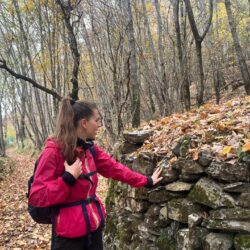 team building outdoor trekking